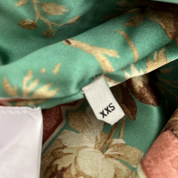 Gucci Gold/Red Lurex Hooded Jacket with Sylvie Sequins - Picture 14 of 16